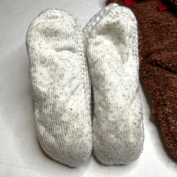2 Pairs of Slipper Socks Brown Bear with Bows White Cable Knit Sherpa Faux Fur - Picture 12 of 13